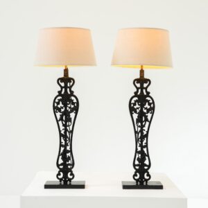 BALUSTRADE LAMPS