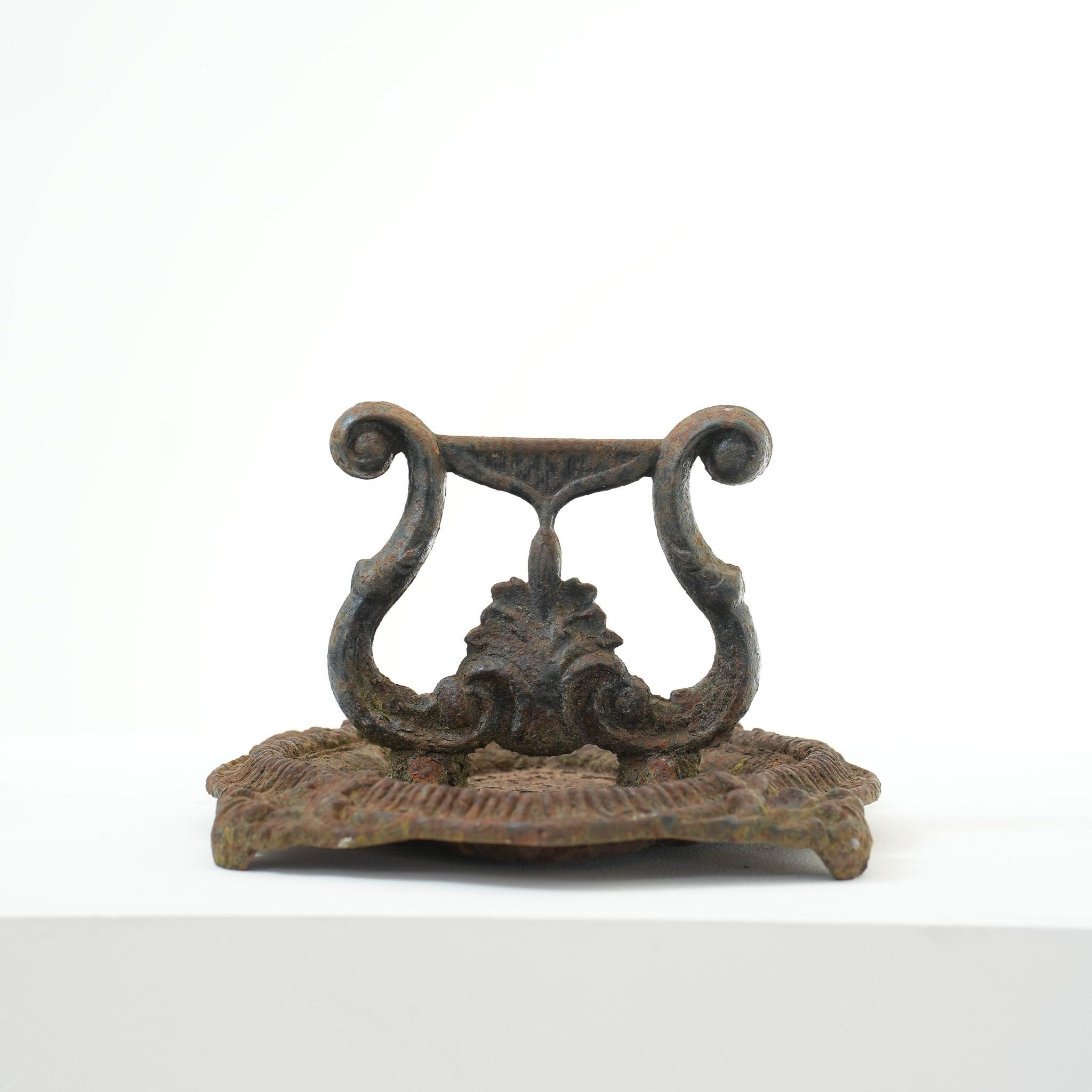 VICTORIAN SCRAPER