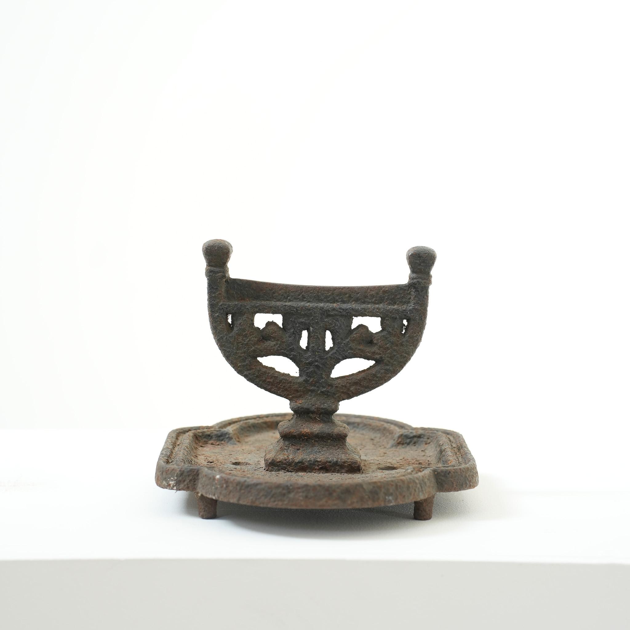 CAST IRON SCRAPER