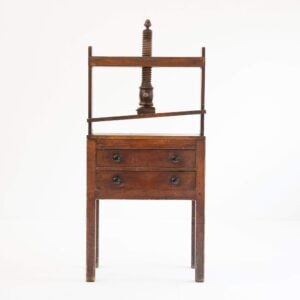LINEN PRESS